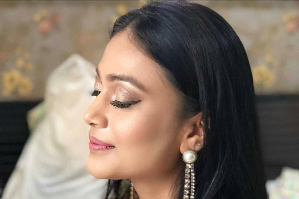 Bridal Makeup Studio by Monica, Ujjain