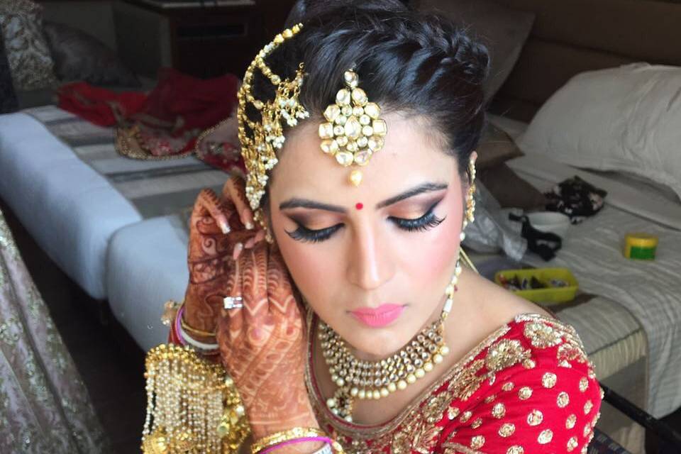 Bridal makeup