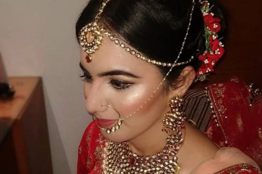 Bridal makeup