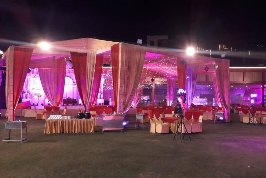 Banquet Halls - SS Grand Party Lawn and Banquet - event space  (5)