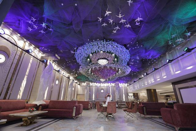 Banquet hall