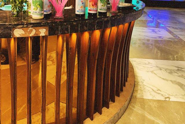 Bar counter