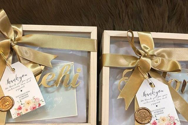 Personalized bridesmaid box