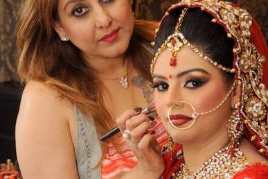 Bridal makeup- Bridal makeovers