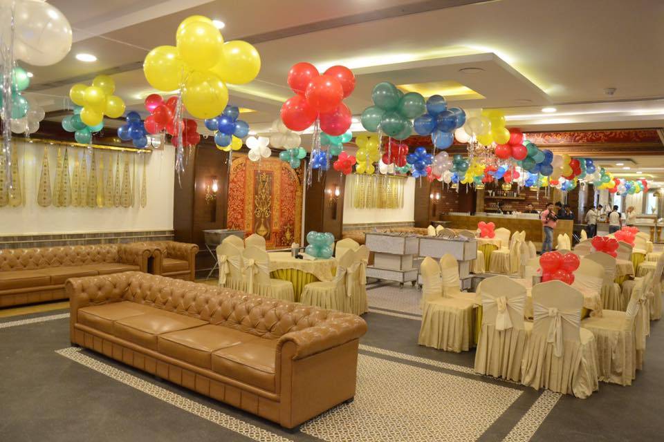 Banquet hall