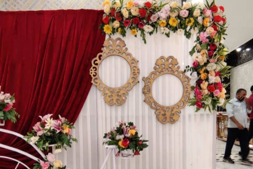 Entrance decor