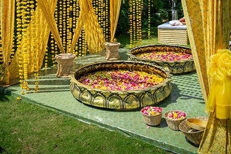 Haldi Seating