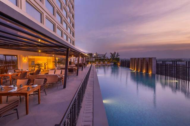 Holiday Inn, Mayur Vihar