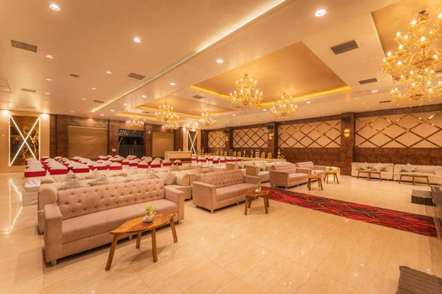Banquet hall