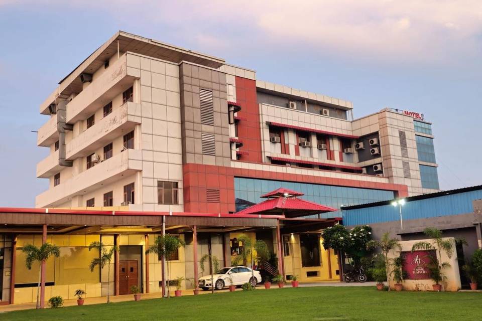 Hotel Prime Safari portfolio