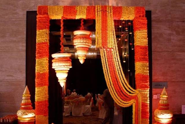 Entrance decor
