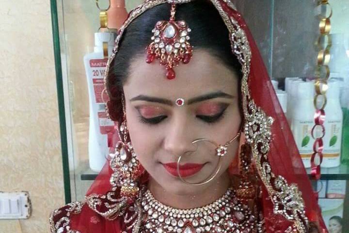 Bridal makeup