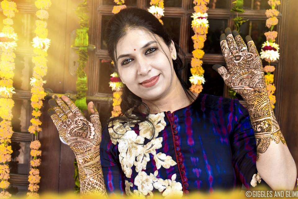 Sister In Law - Mehndi