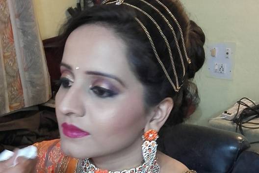 Sahiba Beauty Parlour