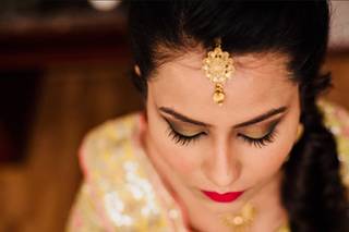 Wiink Makeup Academy and Family Salon
