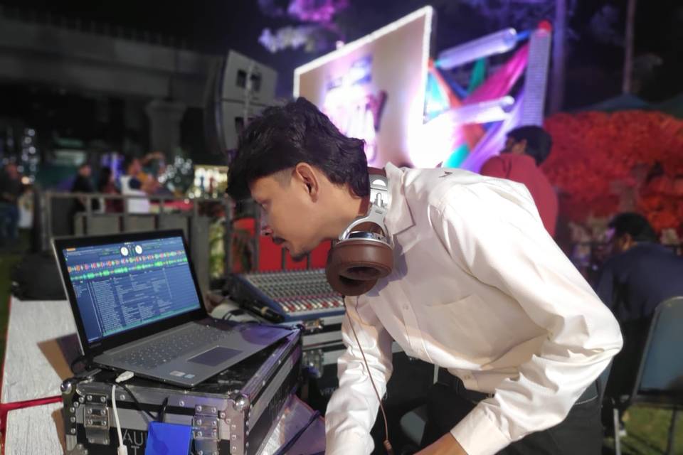 Wedding dj