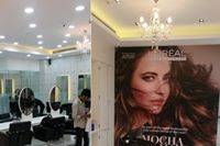 Kapil's Salon, Hypercity
