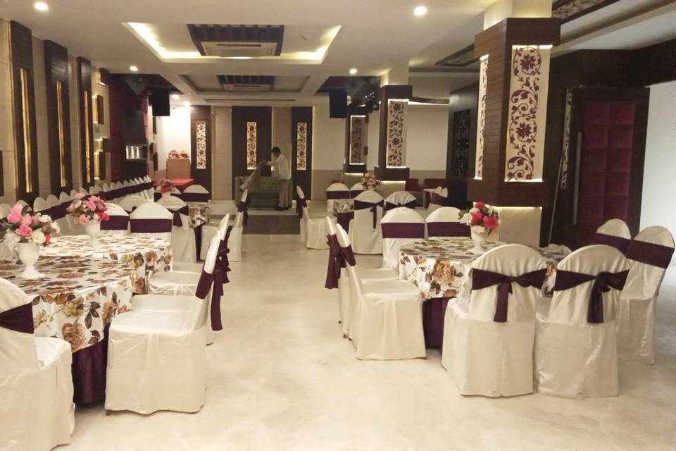 Banquet hall