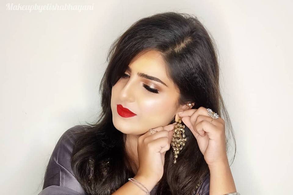 Elisha Bhayani - Makeup Artist