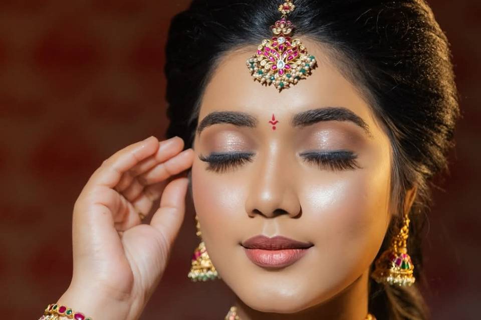 Bridal makeup