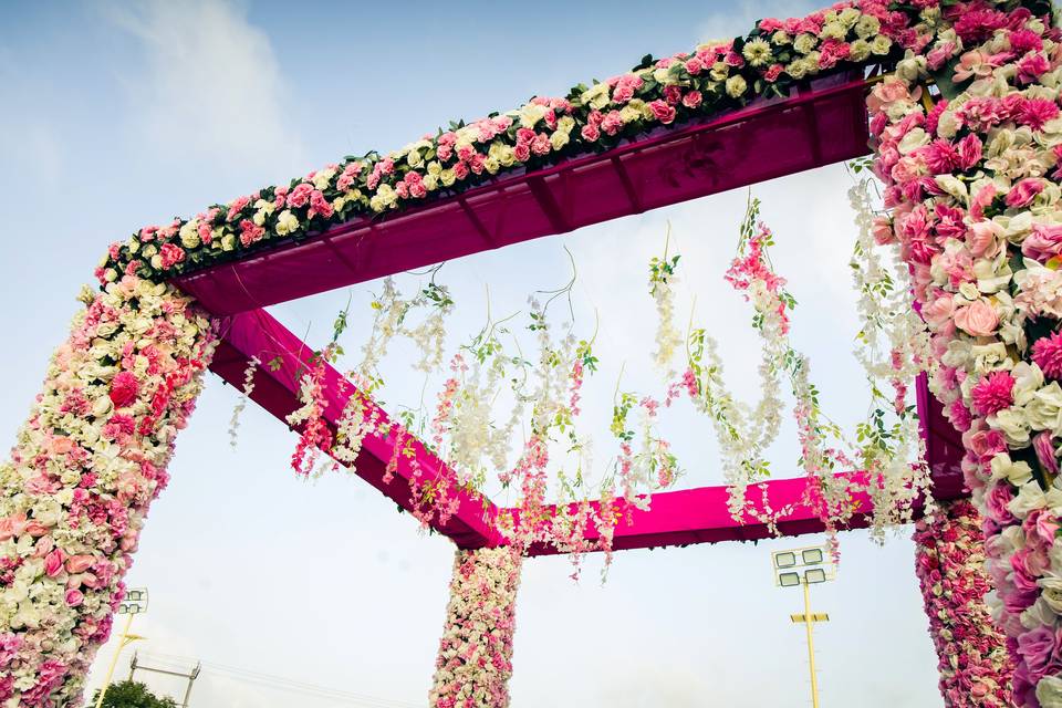 Mandap In lawn