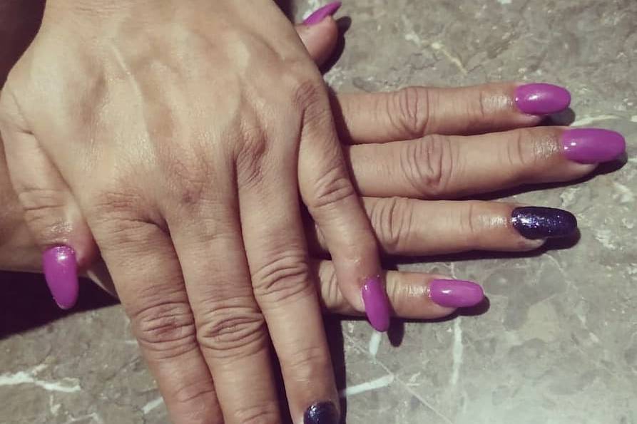 Naughty Nails, Mumbai