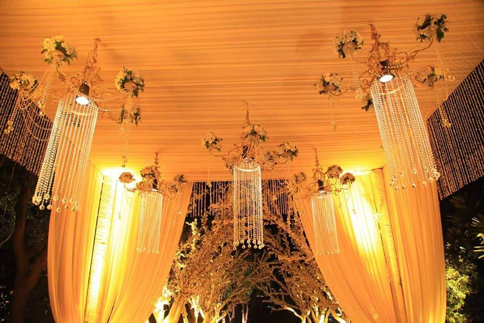 Entrance decor