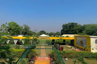 Agra Camps and Resort