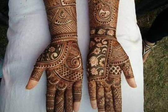 Designer mehndi