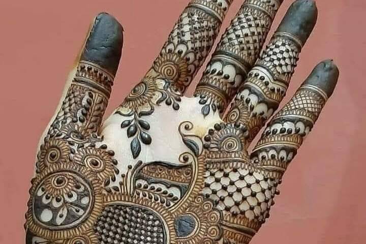 Designer mehndi