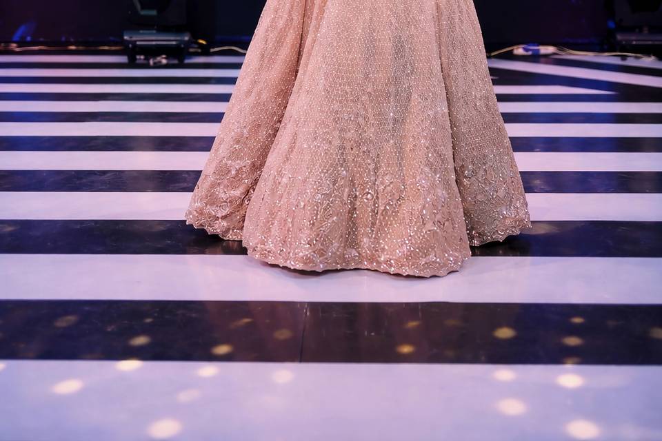 Bride dance