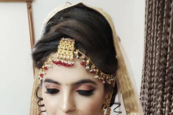 Bridal makeup