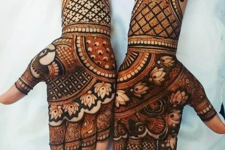 Mehandi Rs 1100/-