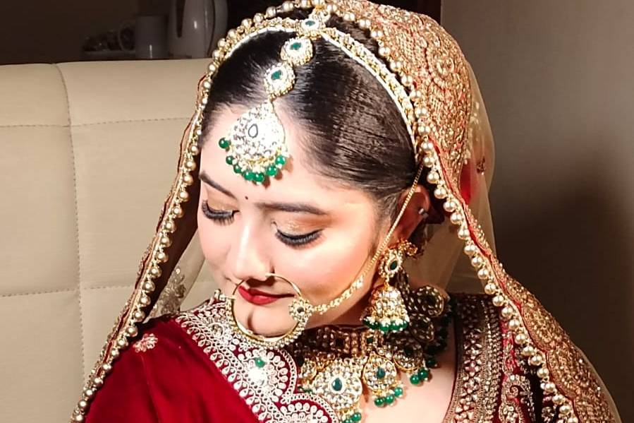 Bridal makeup