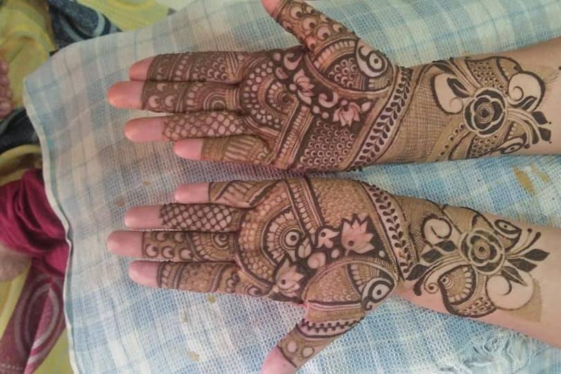 Hirtika Mehndi Art