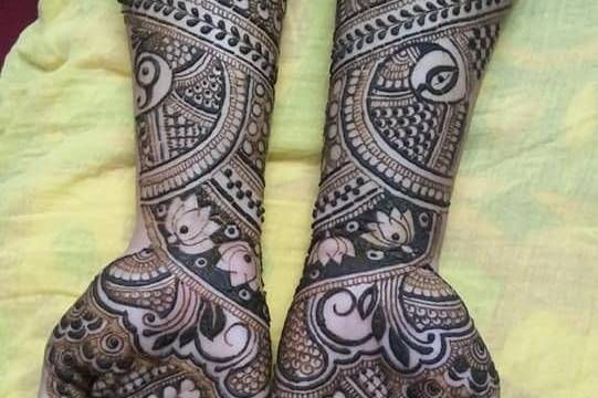 Hirtika Mehndi Art