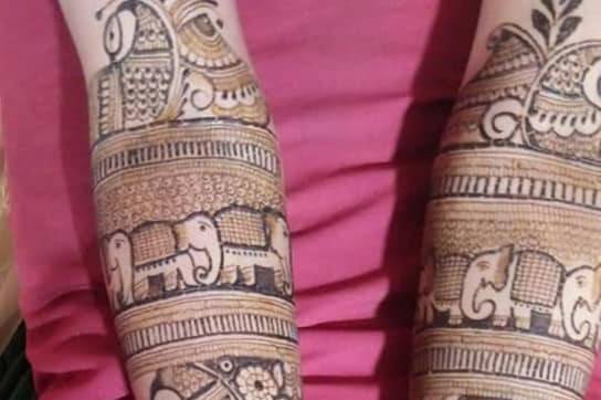 Hirtika Mehndi Art