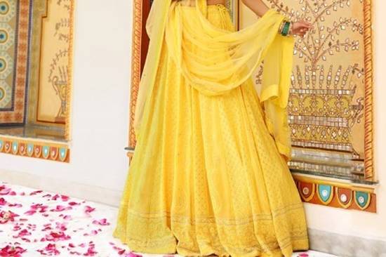 Eid Collection - Meena Bazaar Pictures | Bridal Wear in Delhi NCR -  WedMeGood | Indian outfits, Eid collection, Lehenga style