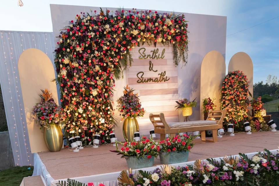 Viola Events is a wedding deco