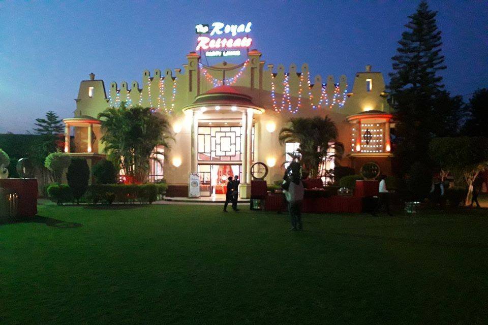 The Royal Retreats, Nawanshahr