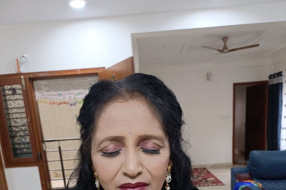 Party makeup
