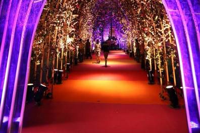 Wedding venue - entrance decor