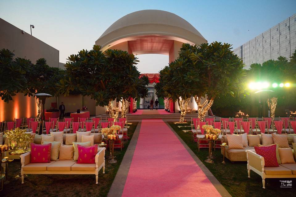 Mandap seating