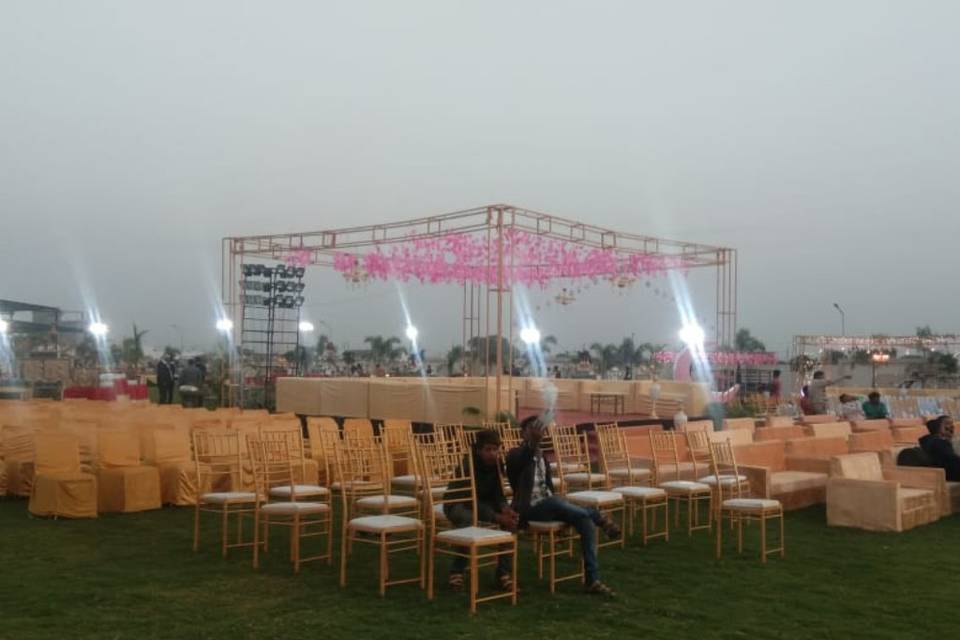 WeddingVenue-Premraj Marriage Garden and Resort-LawnSpace (19)