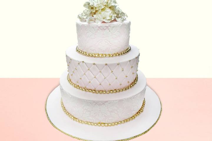 Wedding cakes-Winni Cakes and More-Weddng cake (2)