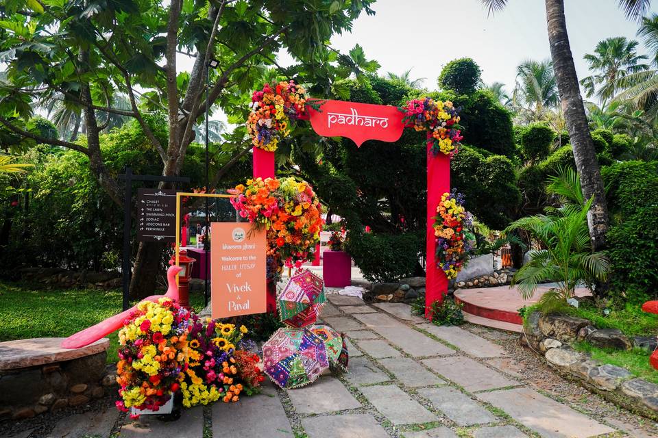 Entrance Arch