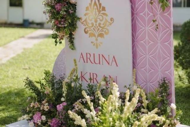 Entrance decor