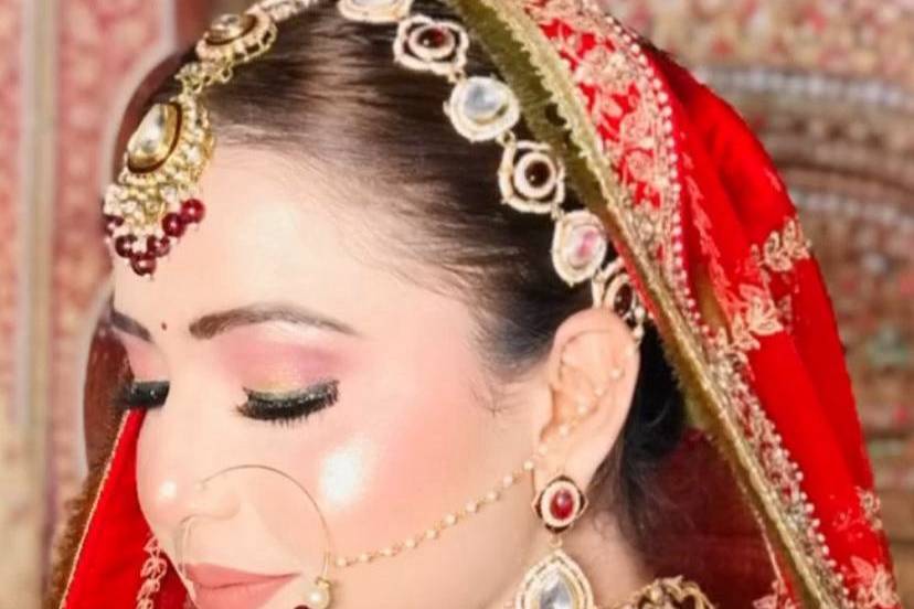 Bridal makeup