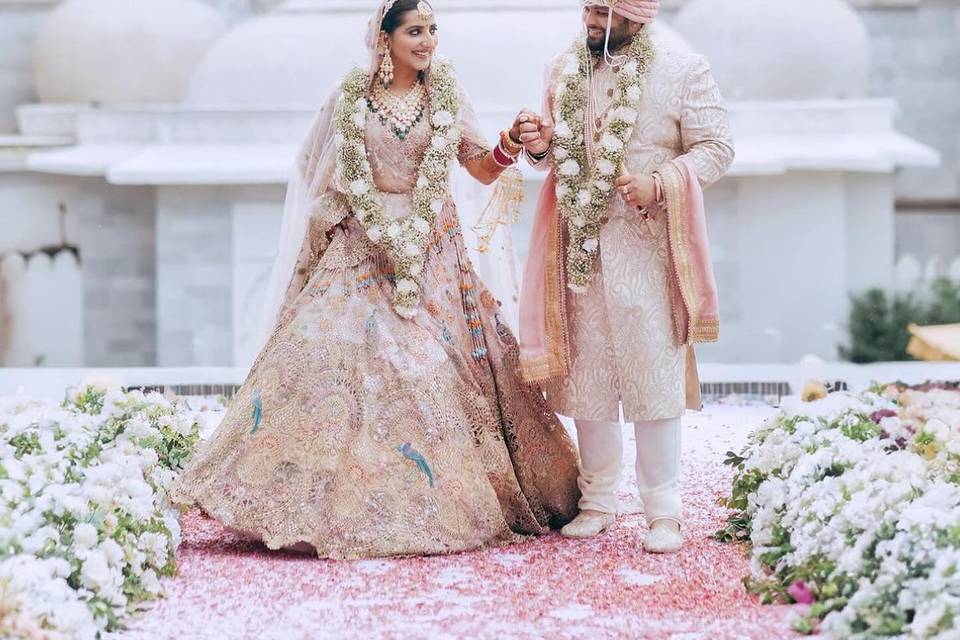 bhagwatiweddings_1698601709_3224427302366855328_2029146495