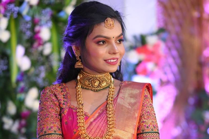 Varshini Ashwin Makeup Artist - Makeup Artist - Hebbal - Weddingwire.in